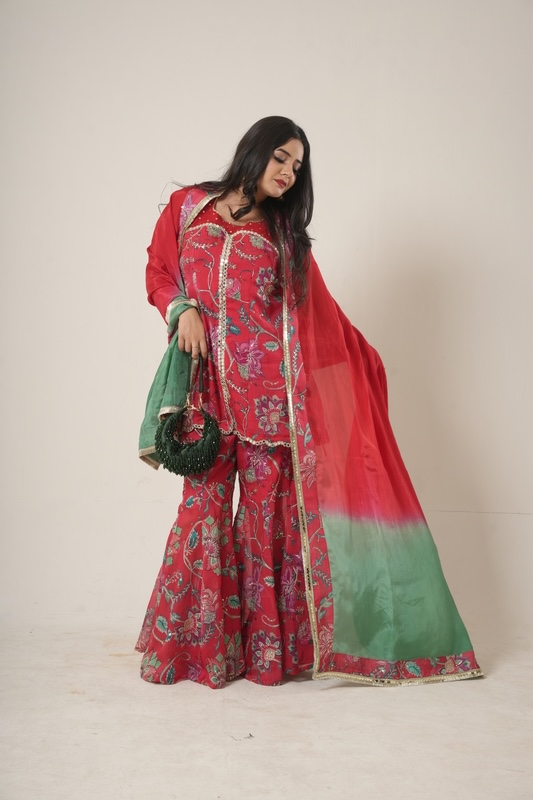 Bloom in red set